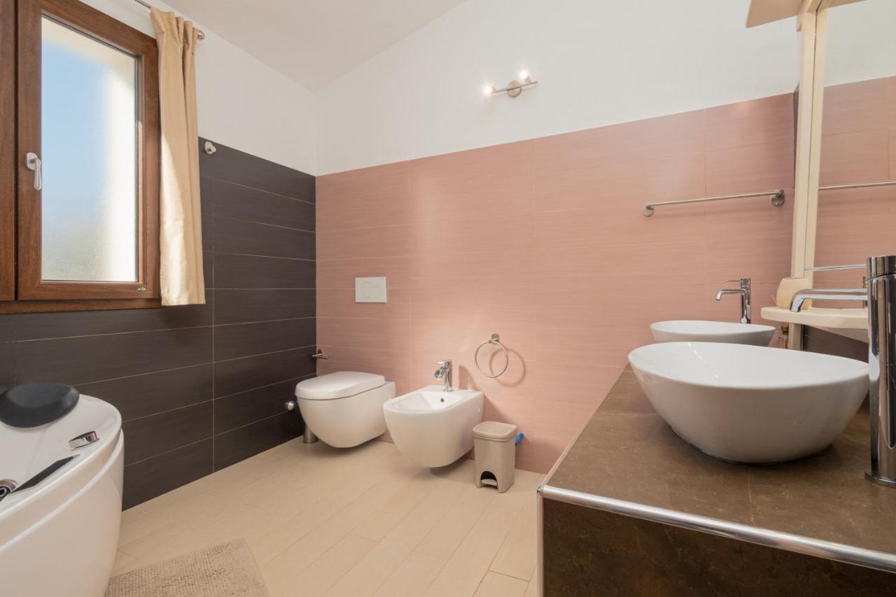Seahouserent Cannigione Exteriör bild